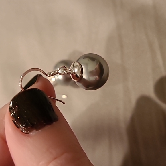 Silver pearls sterling silver drop earrings - Picture 4 of 4